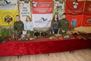 Астраханские поисковики организовали и провели Уроки мужества "Мы помним подвиг солдата" в Володарской СОШ № 2